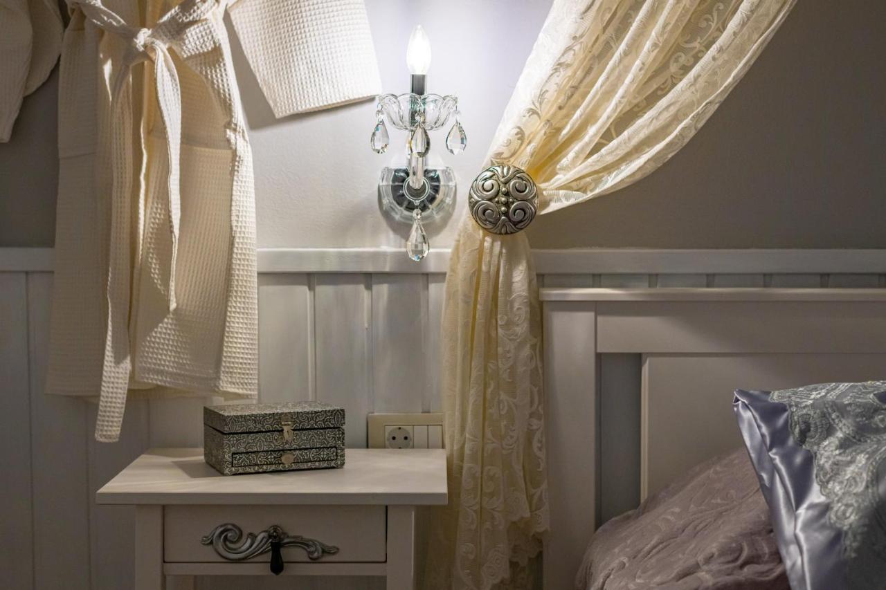 סימי Marika'S Deluxe Rooms מראה חיצוני תמונה
